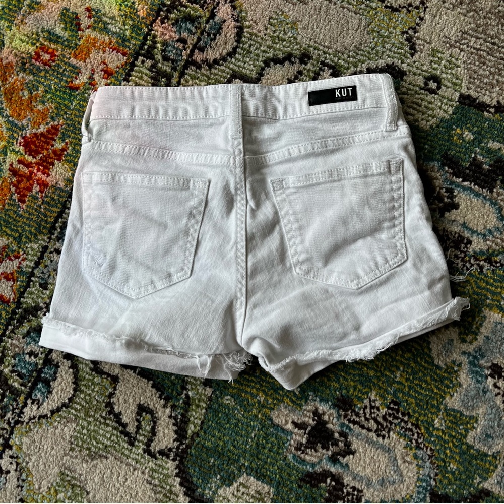 Kut From The Kloth White Denim Andrea Cut-Off Shorts